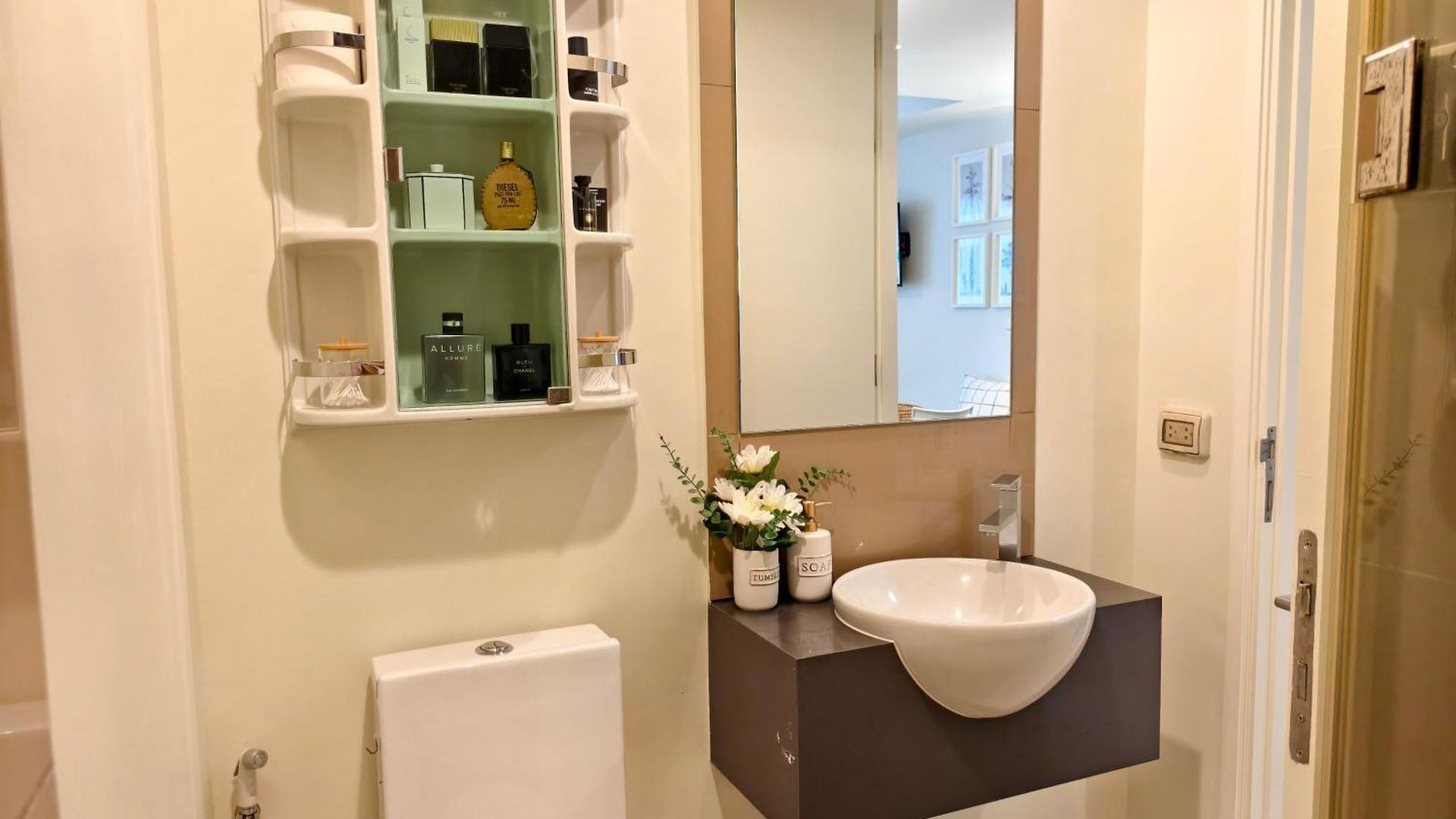 Luxury 7 Pool View Close To Walking Street Apartment Pattaya