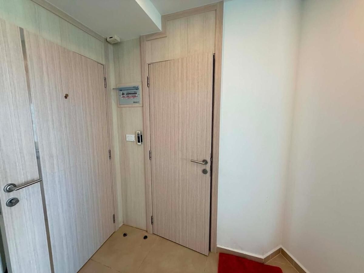 Cozy Entire 7th Floor With View Apartment *