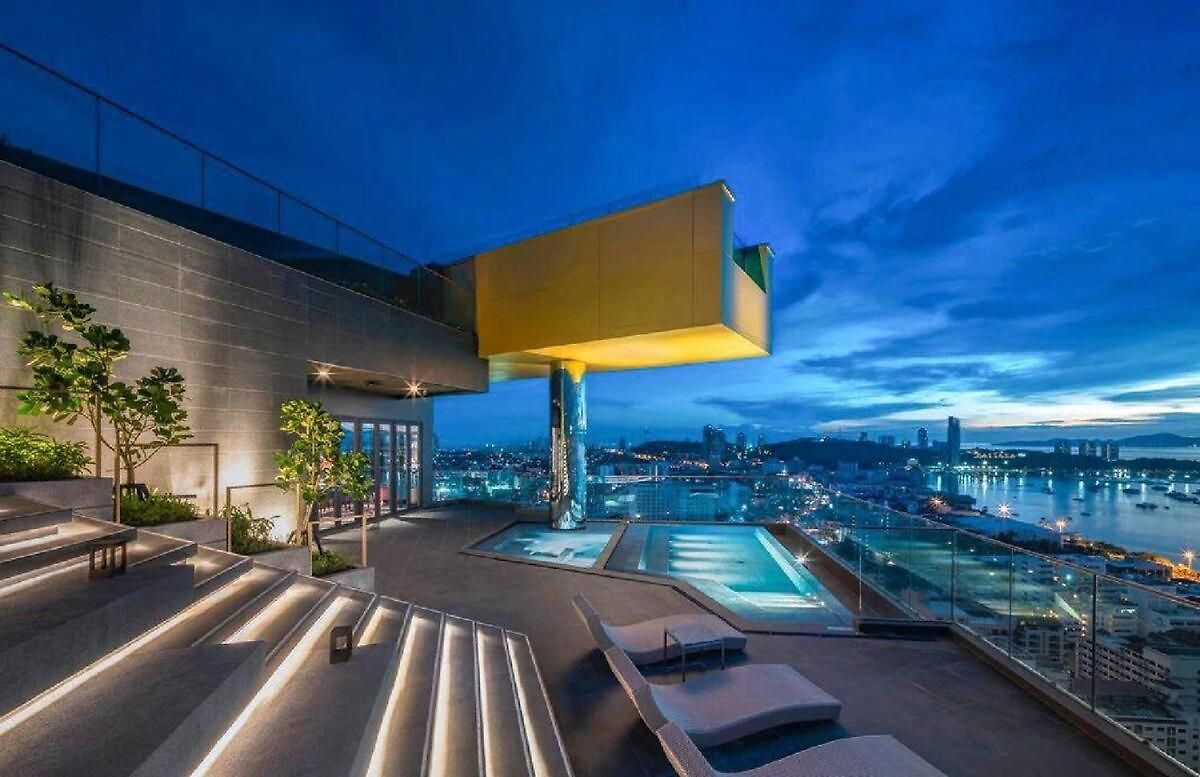 Edge Near & Walking Street Apartment Pattaya
