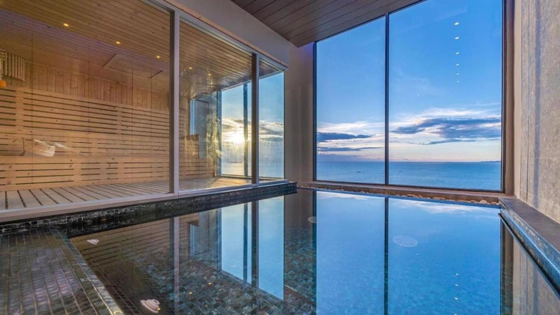 Apartment Sea View Luxury I Front I Amazing Place *