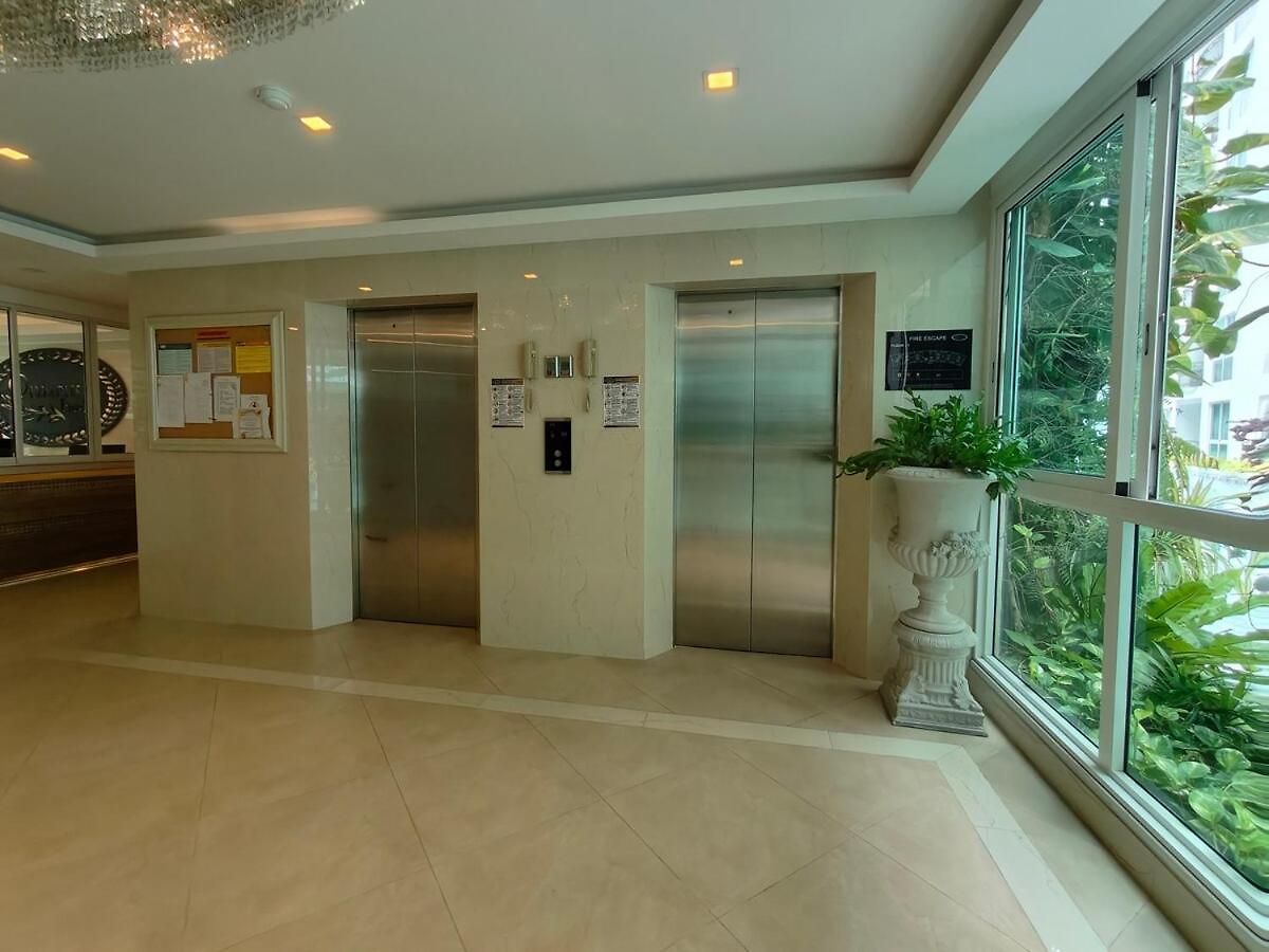 芭堤雅市中心 奥林巴斯城市花园 近步行街和海滩的水系公寓 泳池景观 可带榴莲和山竹 阳台可吸烟 Apartment