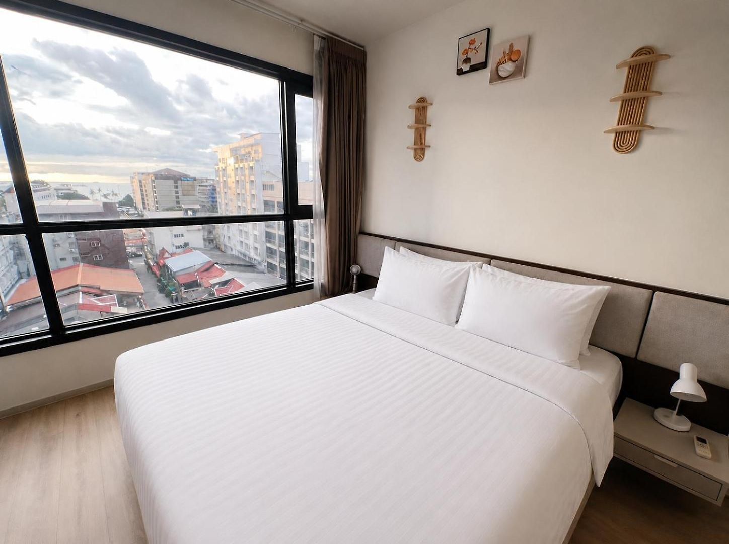 2 Bed Sea View Unit At