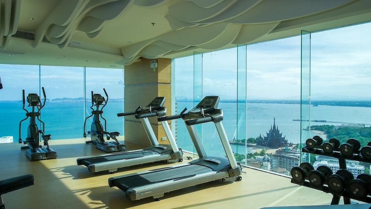 W-tower Wongamat Beachfront Pattaya