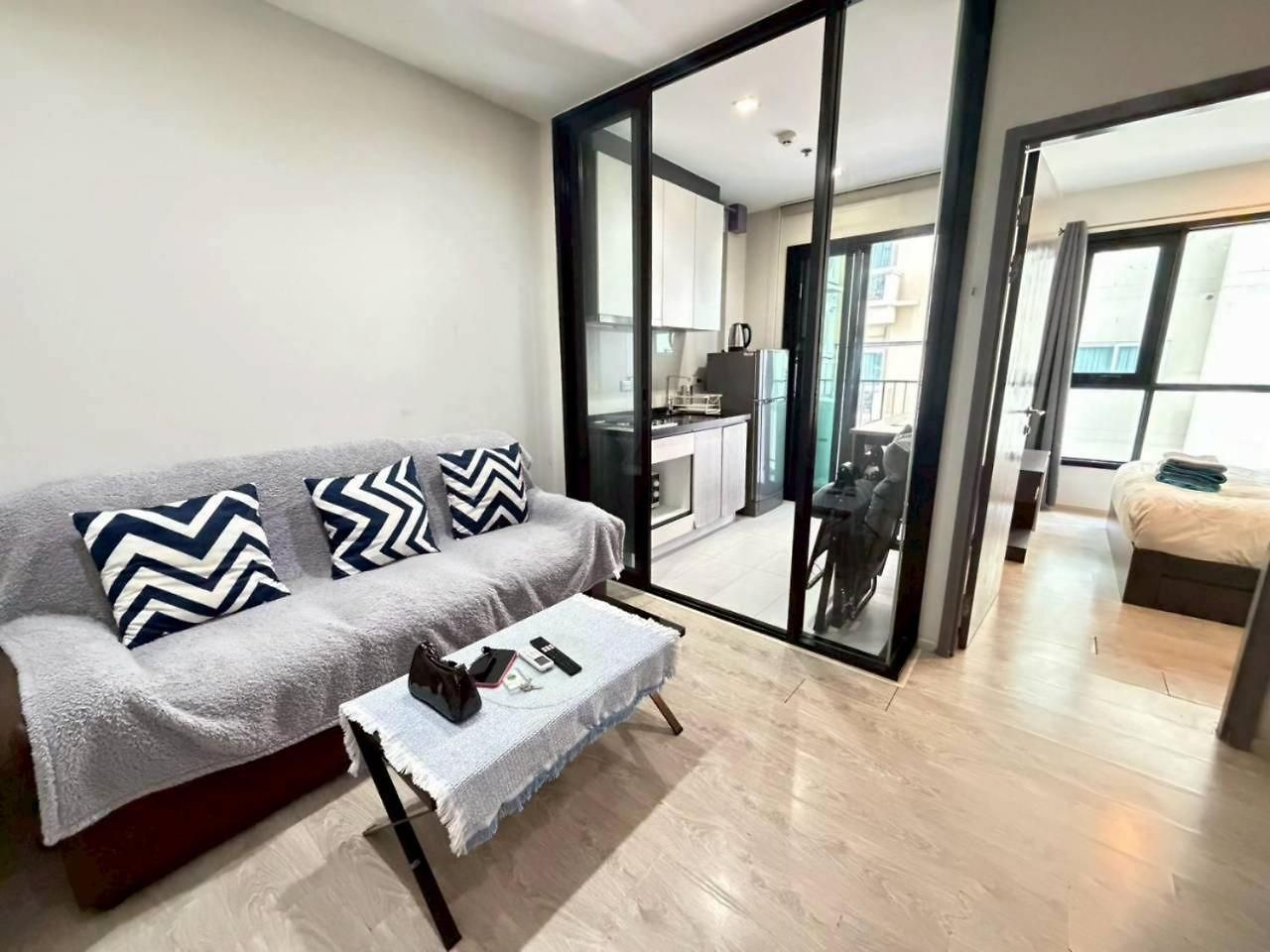 Apartment Next To And Mall Pattaya