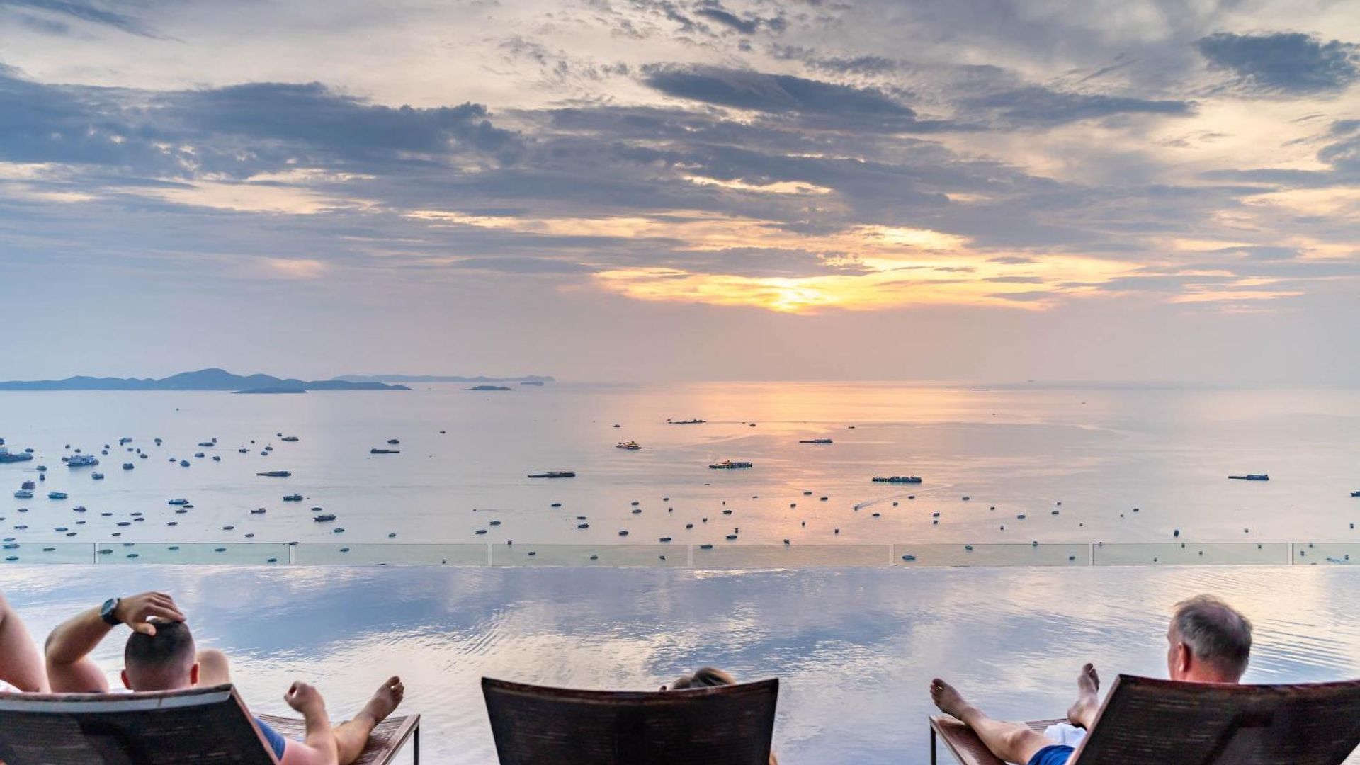 Muxa 市中心海景公寓 无边泳池近海滩 * Pattaya