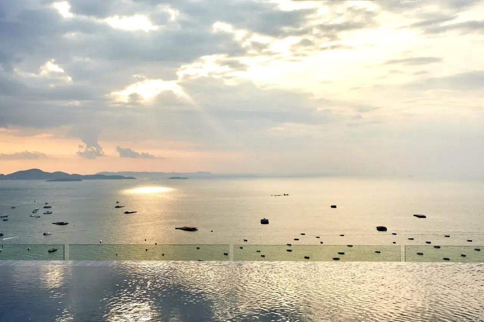 Centric Sea By Allen Pattaya