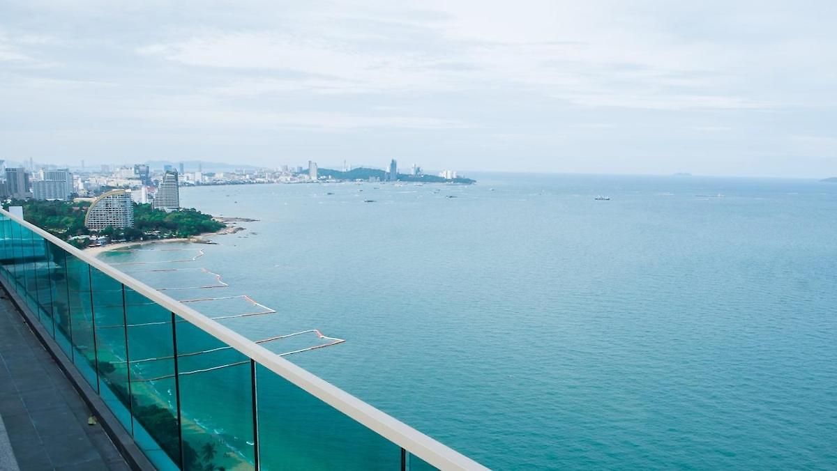 Apartment W-tower Wongamat Beachfront *