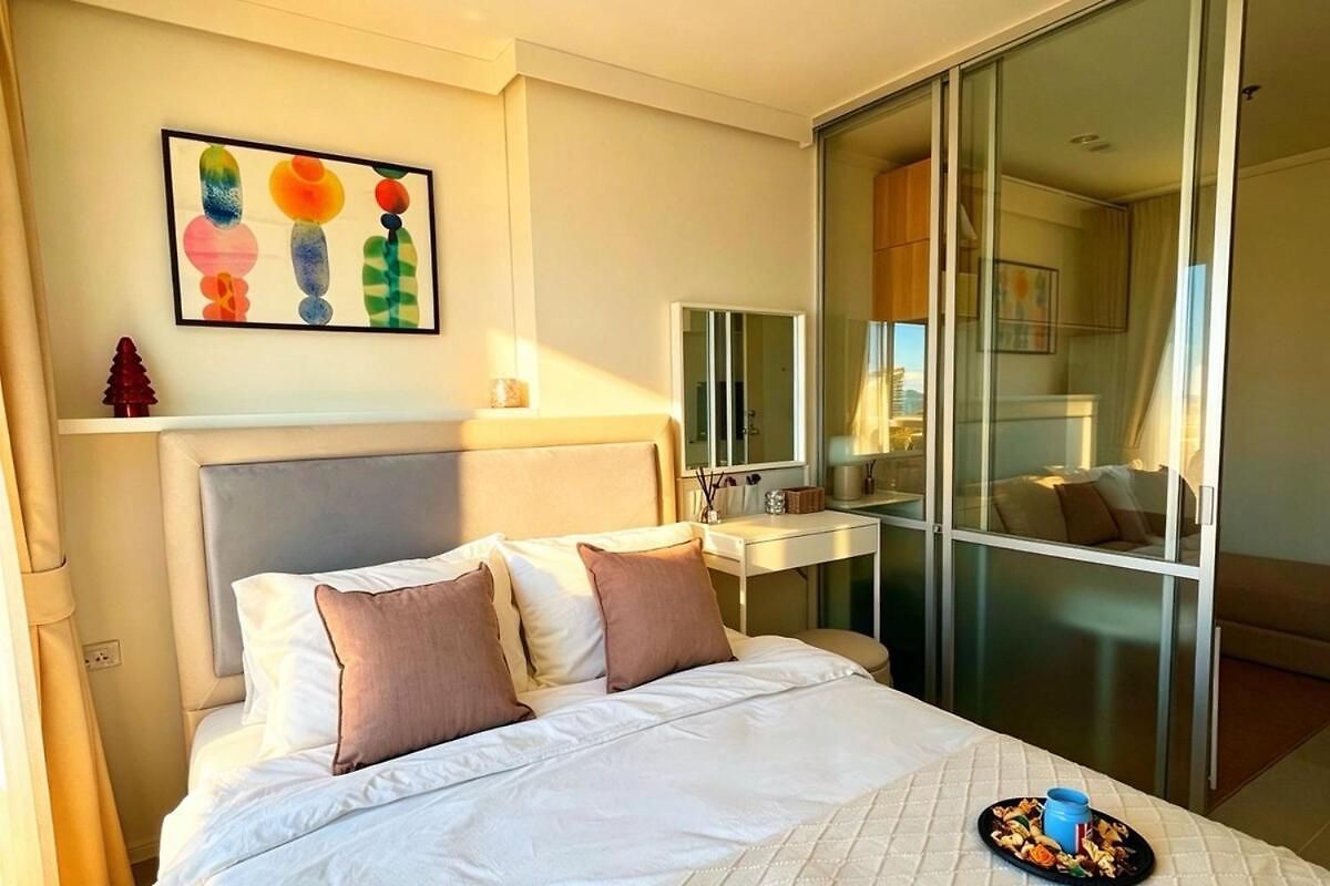 Apartment Newly Renovated Sea View Near The Sea And Terminal 21 In *