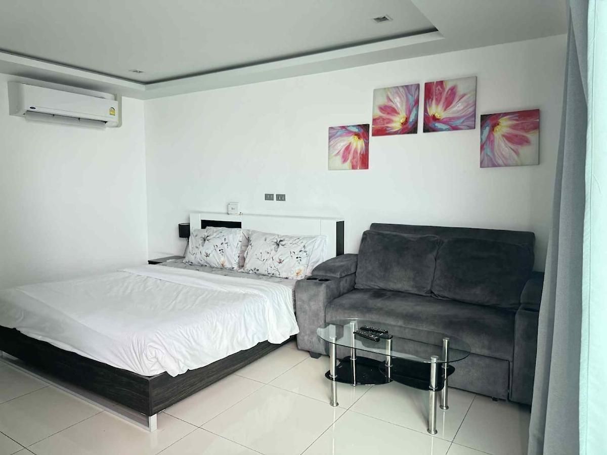 W-tower Wongamat Beachfront * Pattaya