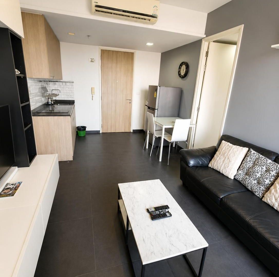 Sea View 2 Bedroom Next To Pier & Walking Street Apartment