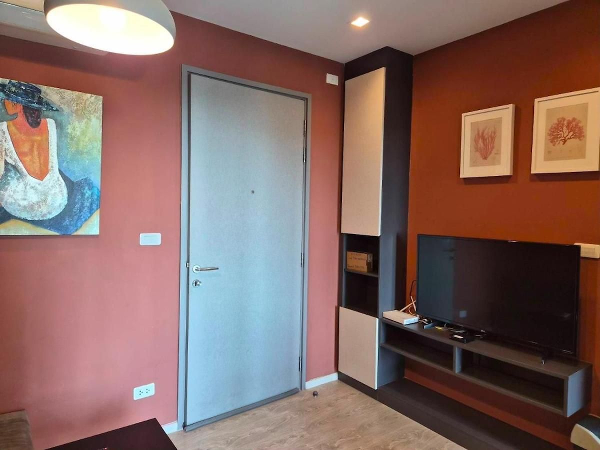 Modern 1br - The Base