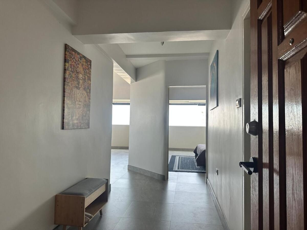 Beautiful 2-bedroom With Pratamnak Sea View * Pattaya