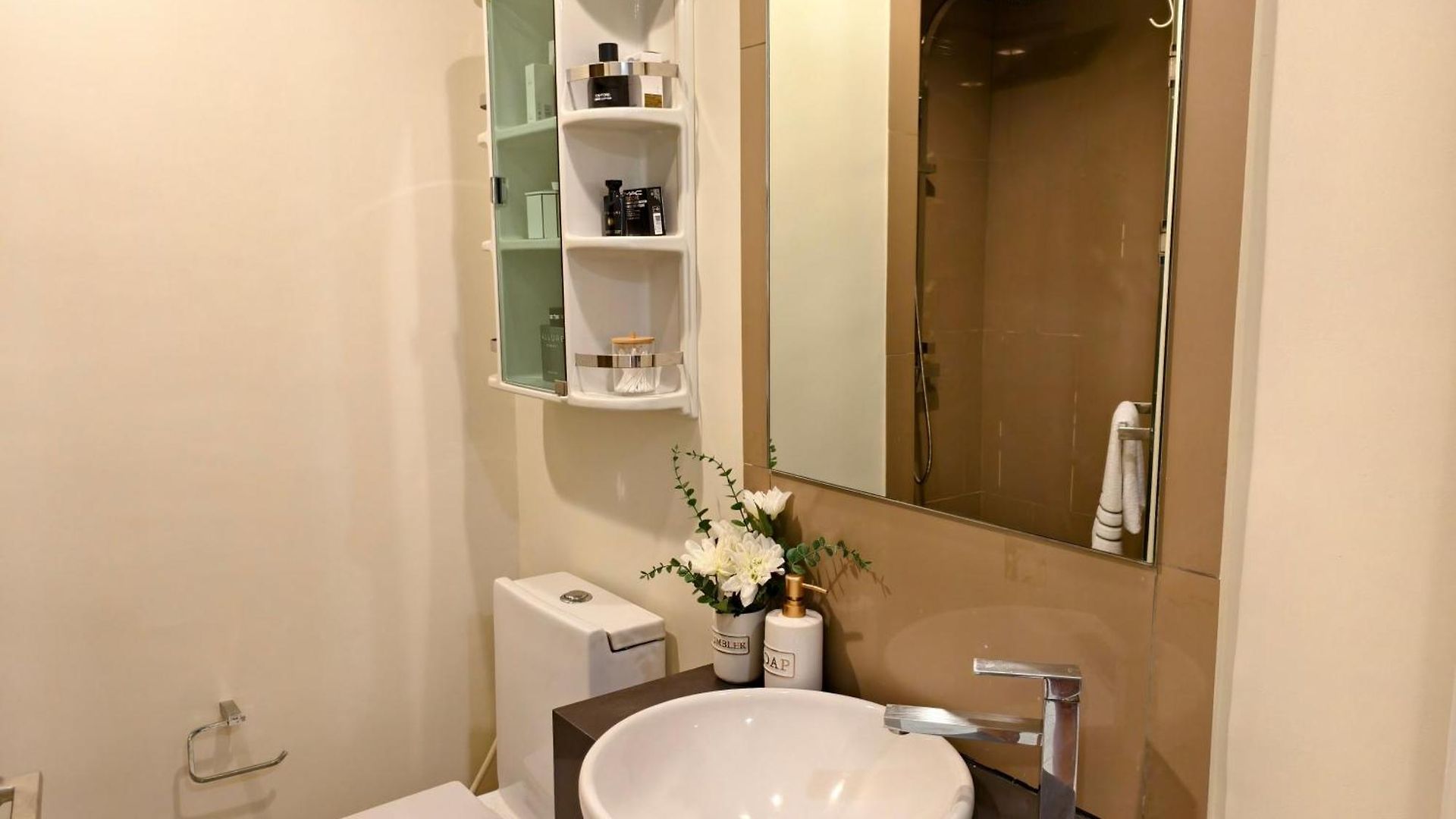 Luxury 7 Pool View Close To Walking Street Apartment Pattaya