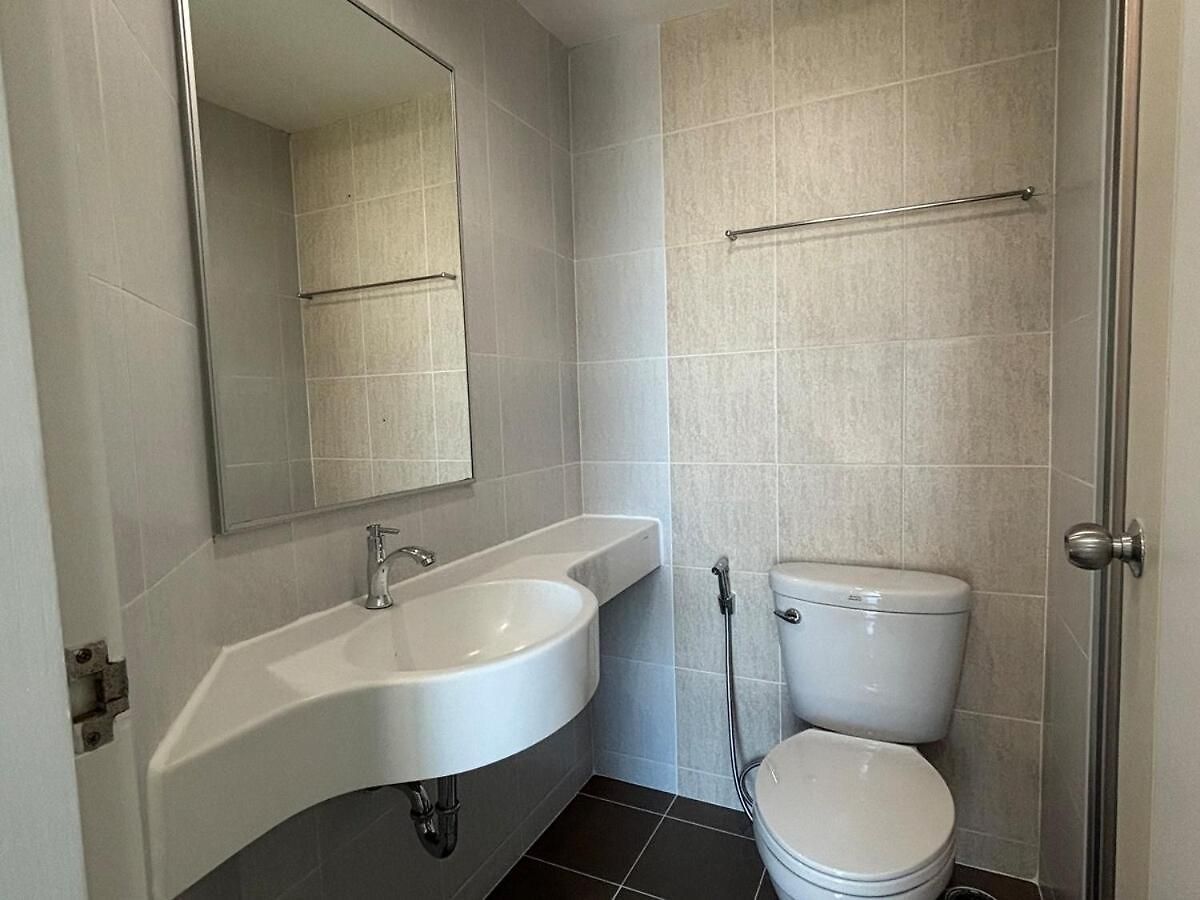 Newly Renovated Sea View Near The Sea And Terminal 21 In * Pattaya
