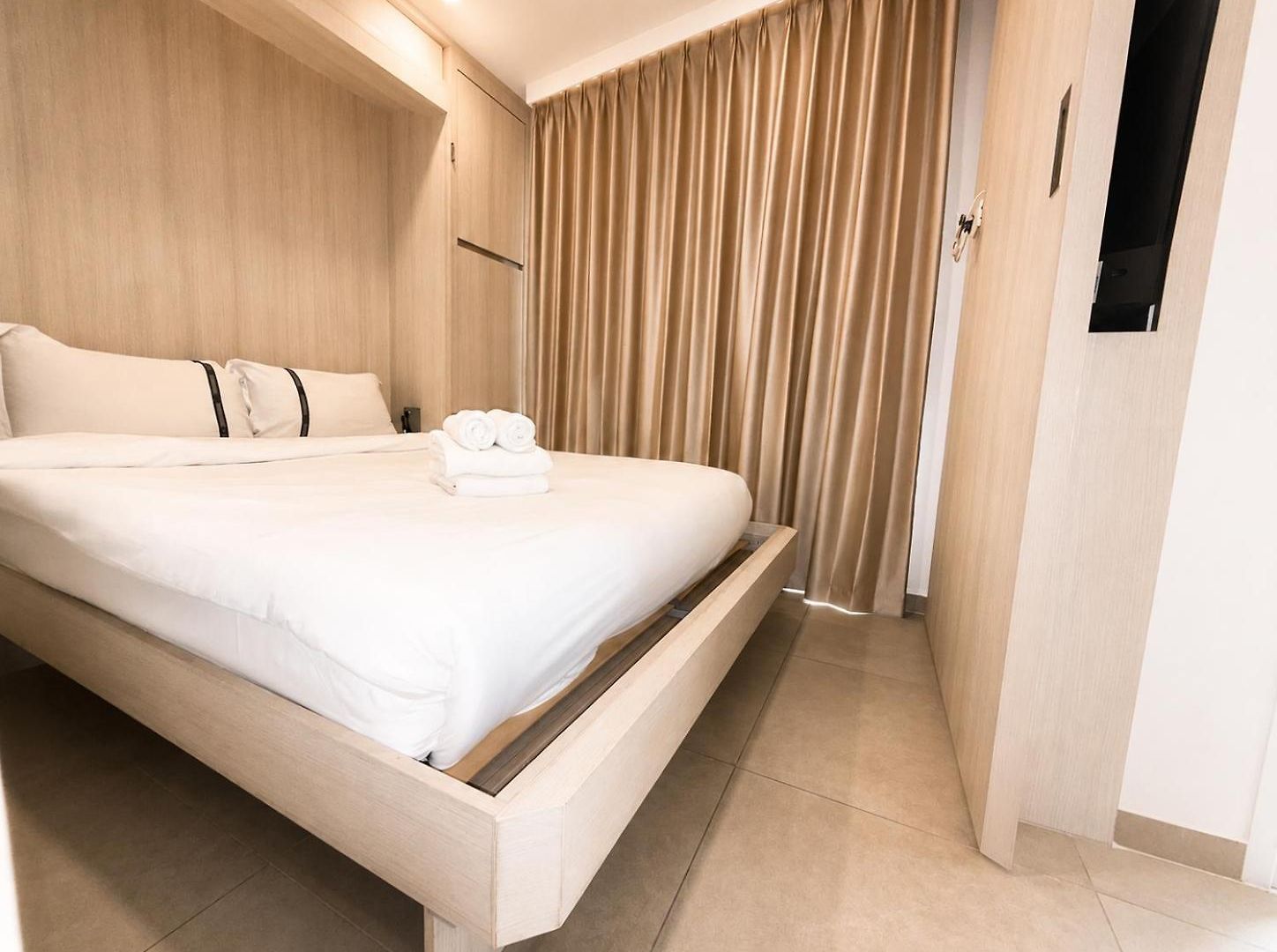 Apartment Olympus Garden Vacation Stunning Pool Pattaya