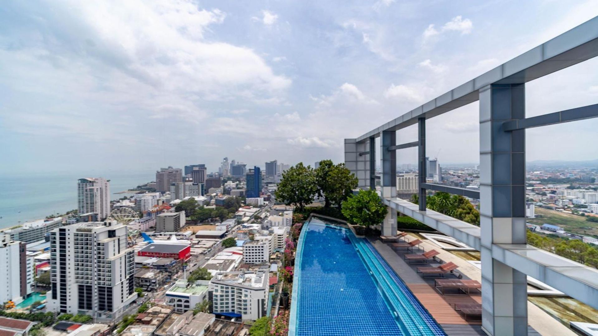 Muxa 市中心海景公寓 无边泳池近海滩