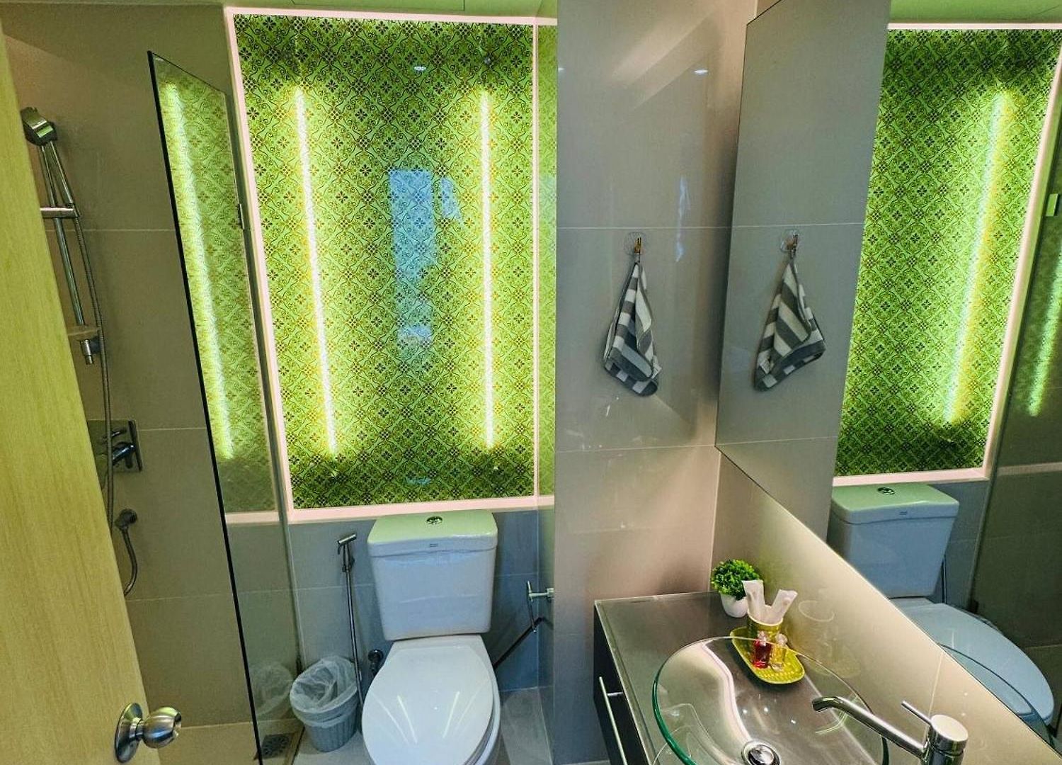 Style Near High Floor