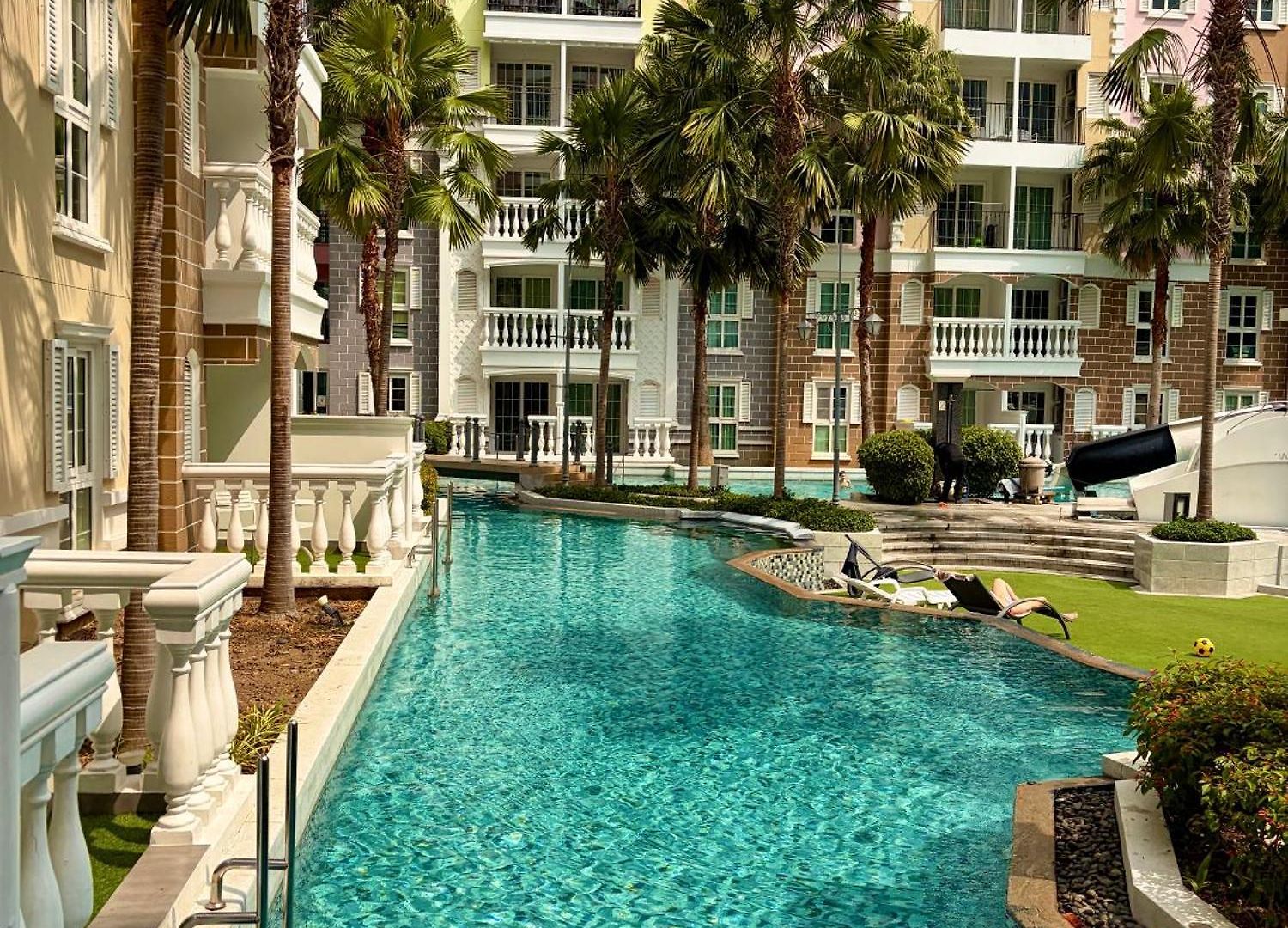 Maison Bleu Jomtien *