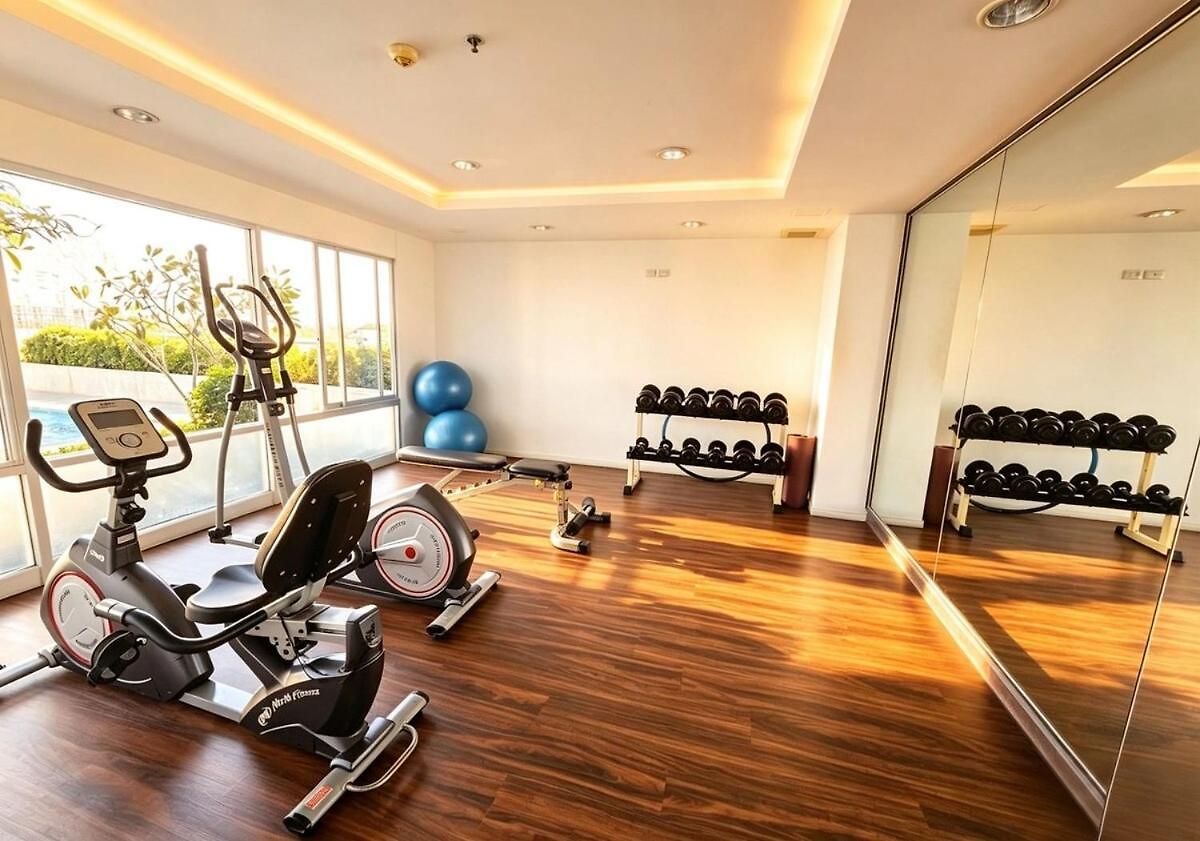 Apartment Newly Renovated In 2026, Lumpini Near The Sea And Terminal 21 In *