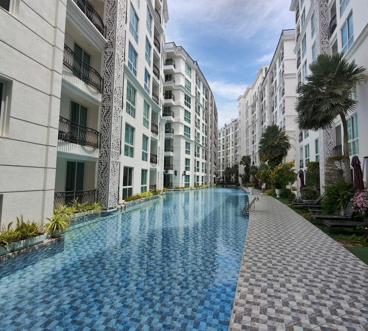 Apartment 芭堤雅市中心 奥林巴斯城市花园 近步行街和海滩的水系公寓 泳池景观 可带榴莲和山竹 阳台可吸烟 Pattaya
