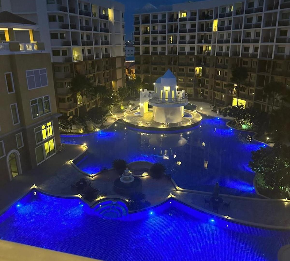 Arcadia Continental Apartment *