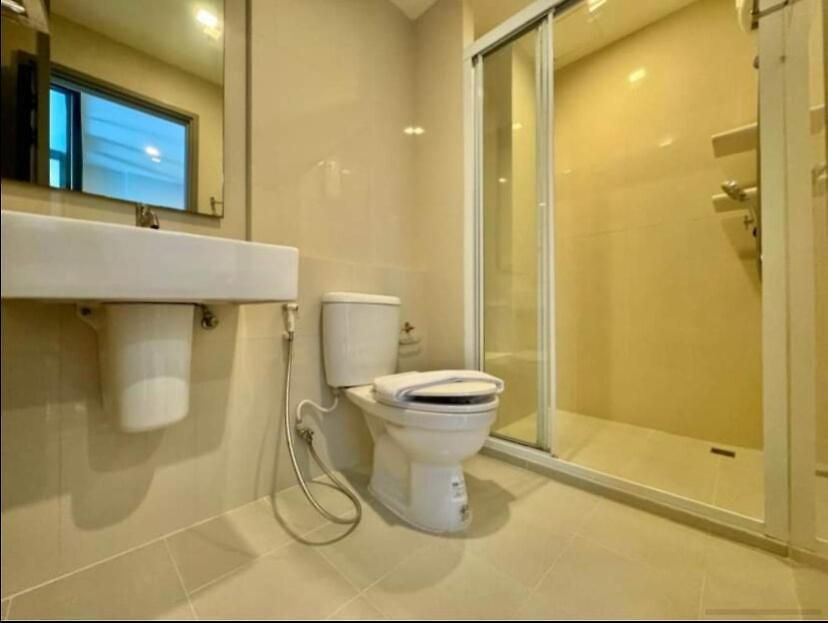 Cozy At The Base - Infinite Pool Apartment Pattaya