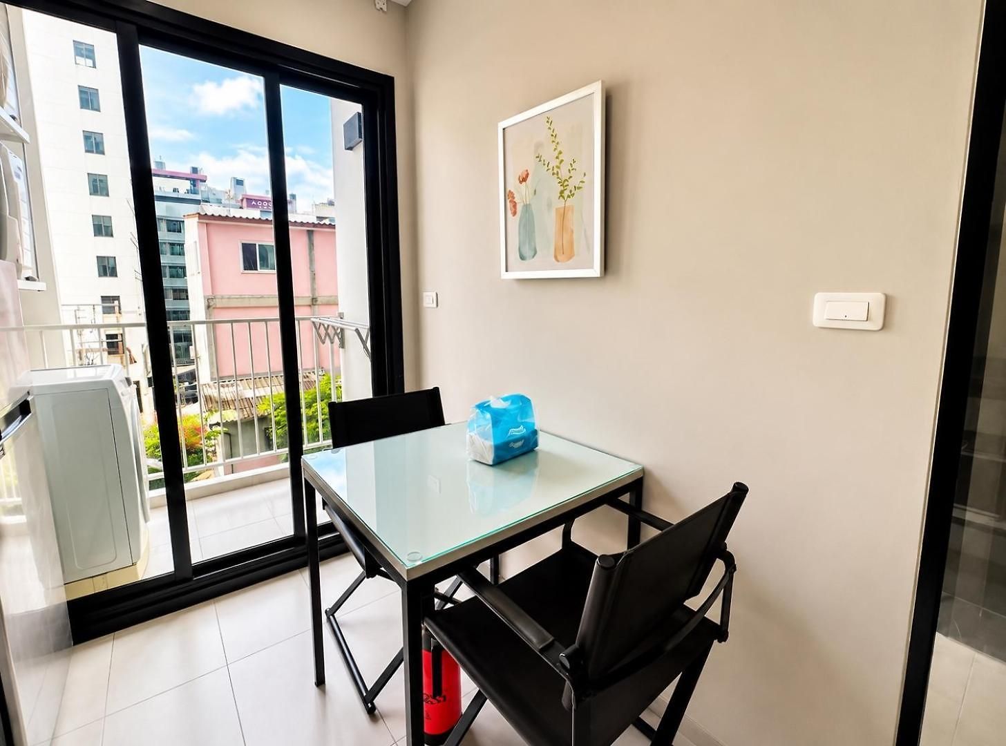In With Rooftop Pool Apartment Pattaya
