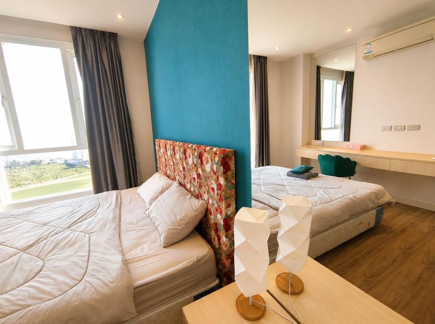 Sea Breezes - Sea View With Swimming Pool Apartment *
