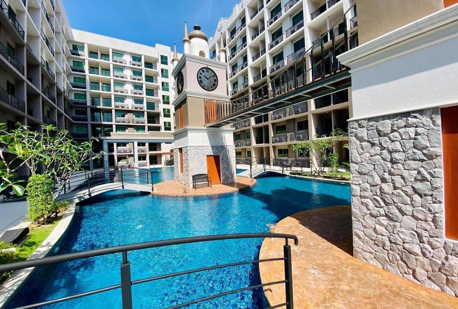 Arcadia Continental Apartment *