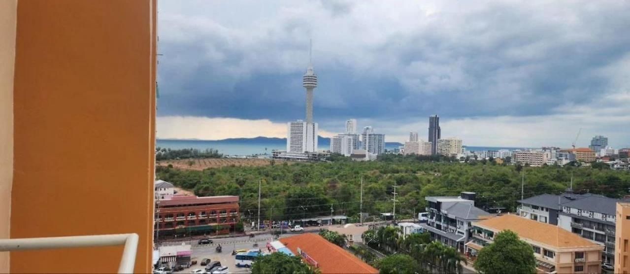 Apartment View Talay 1 By Sainam Pattaya