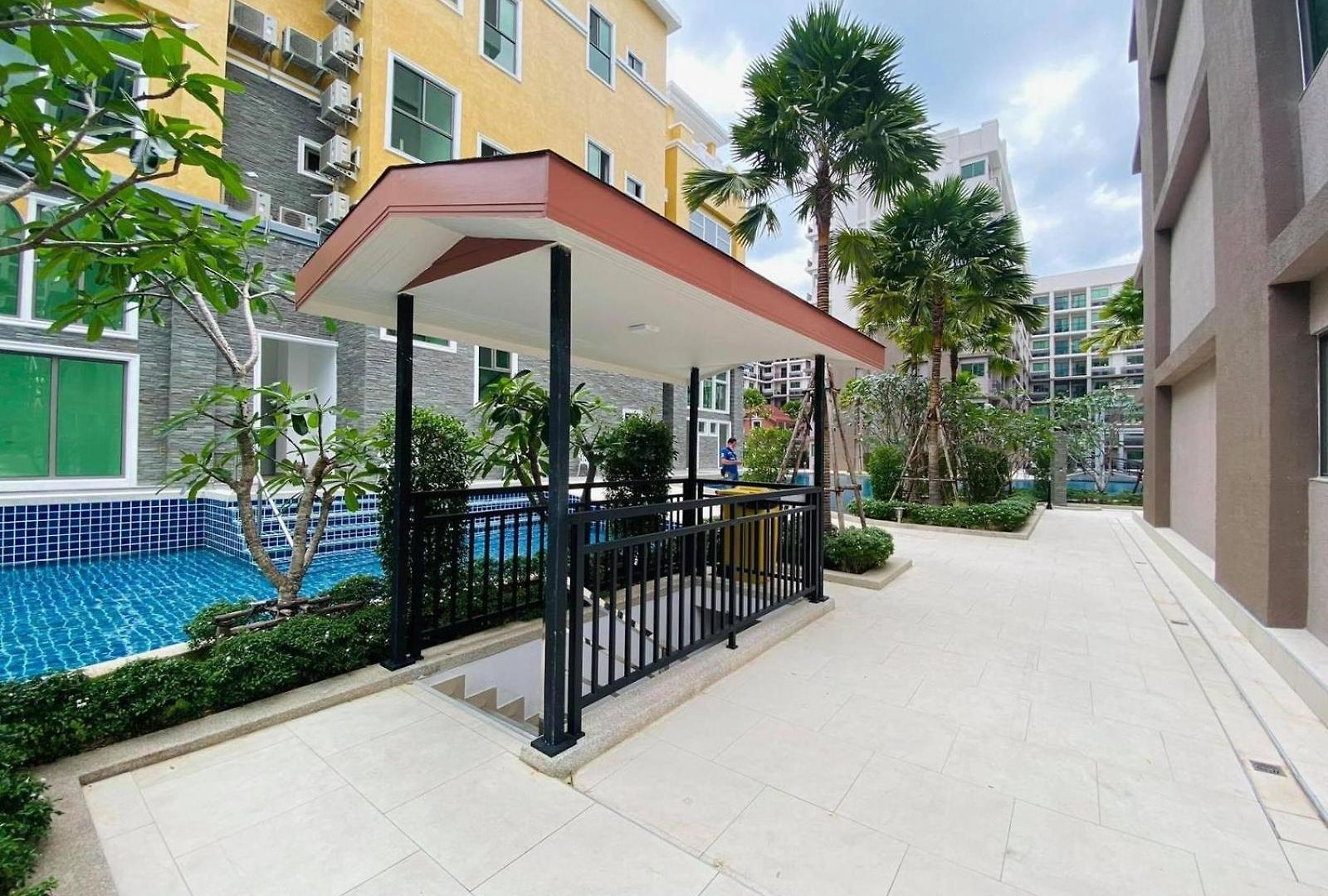 Arcadia Continental Apartment *