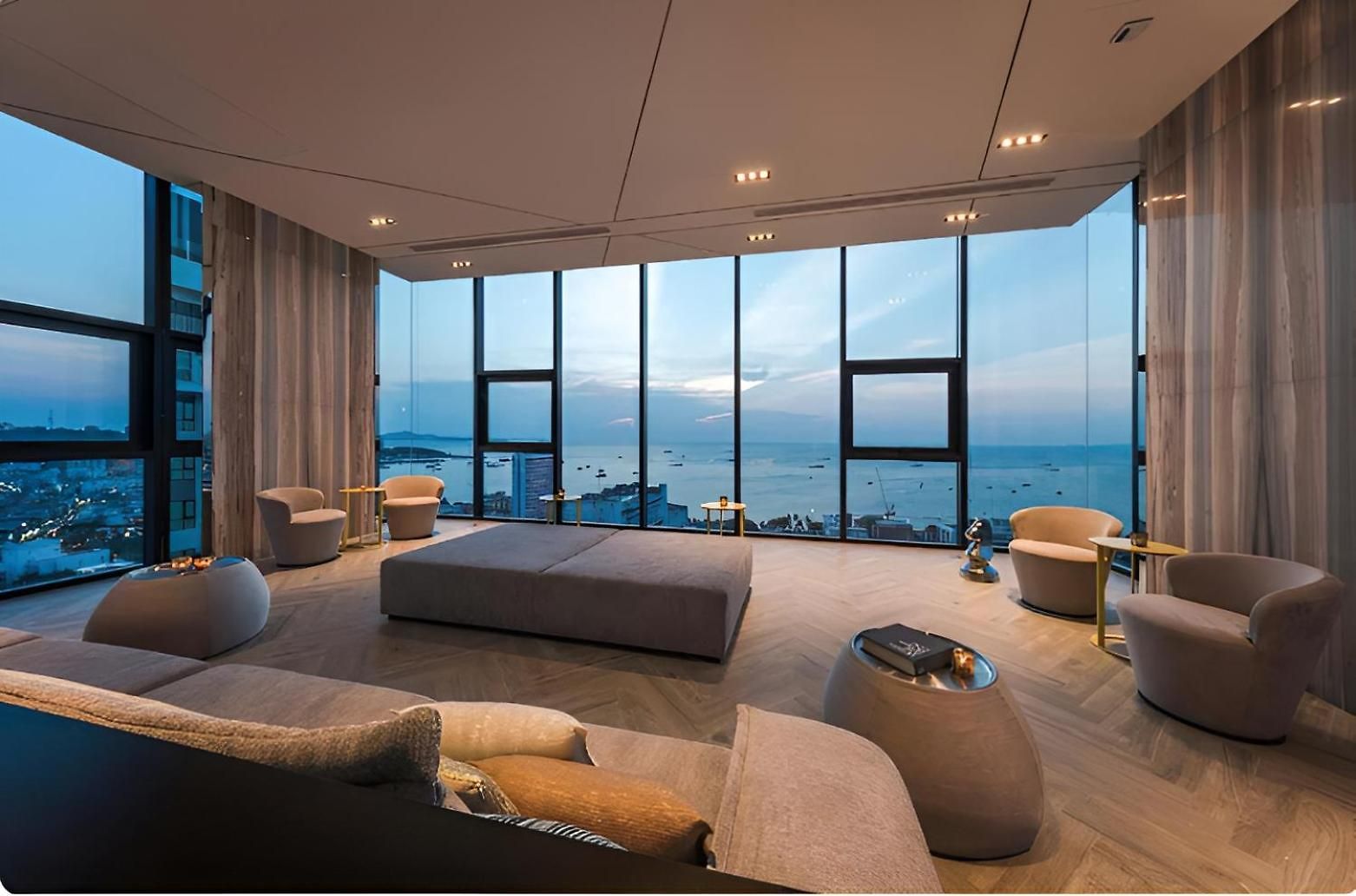 Apartment Next To And Mall Pattaya