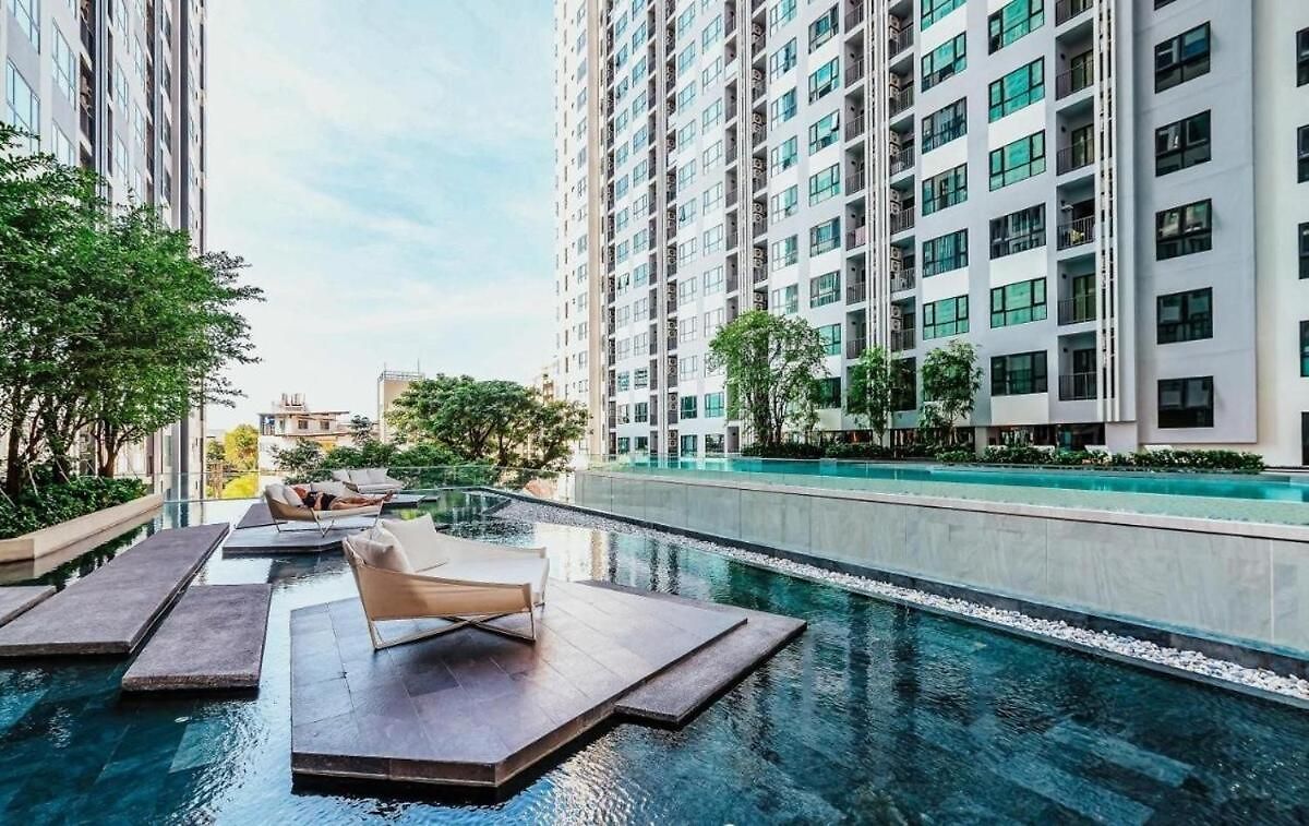2 Bed Sea View Unit At Apartment *