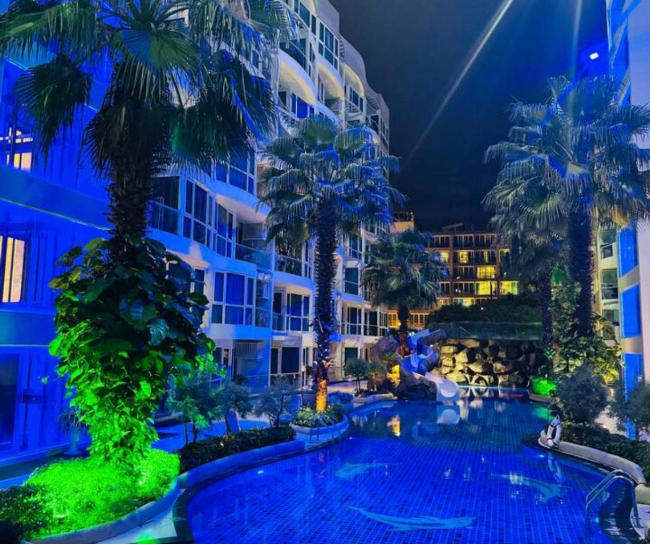 Grand Avenue & Apartment Pattaya