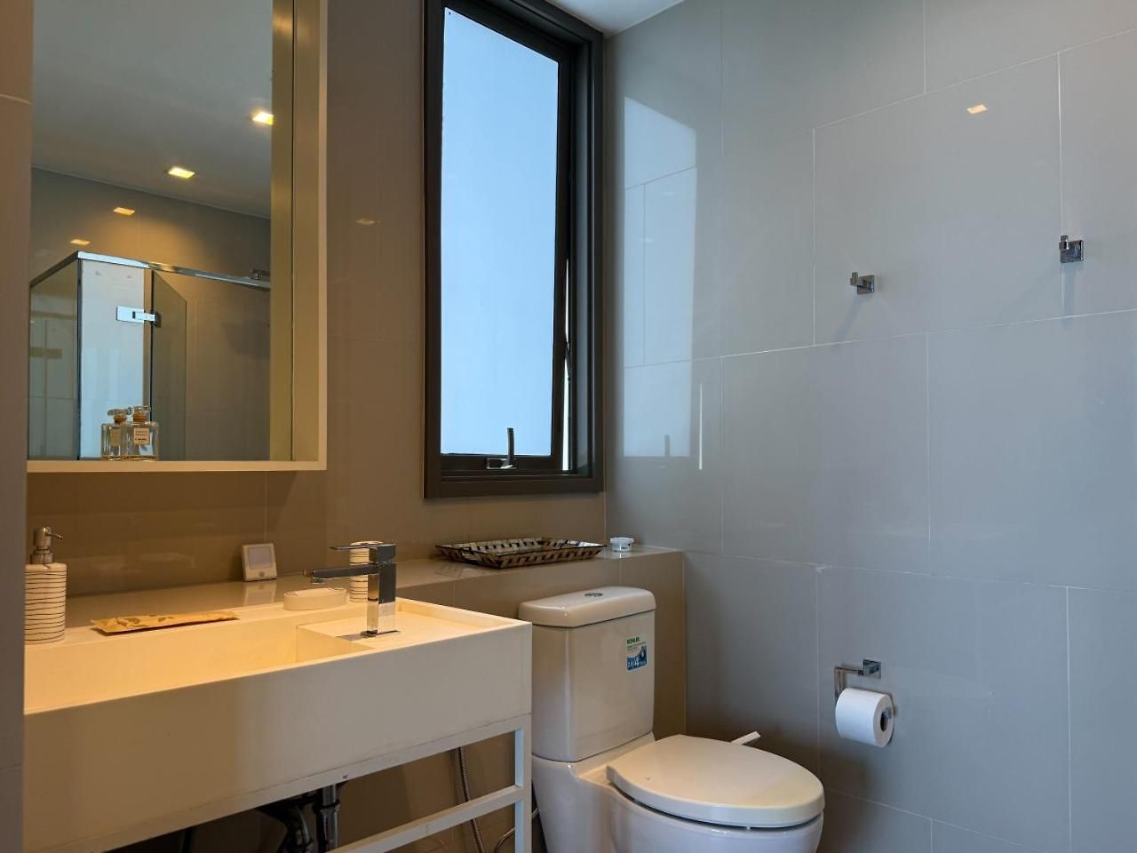 Cozy 2br L Sea View L Pool And Gym Apartment
