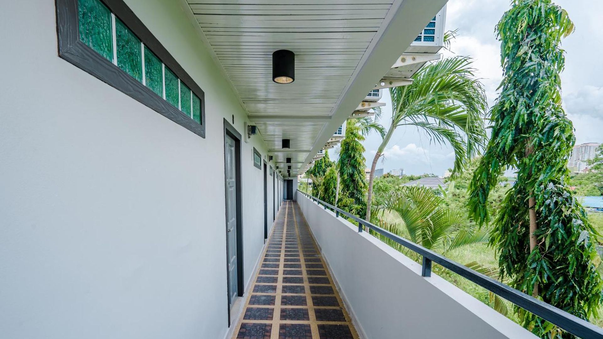 Apartment Del Max เดล แม็กซ์ พัทยา Pattaya