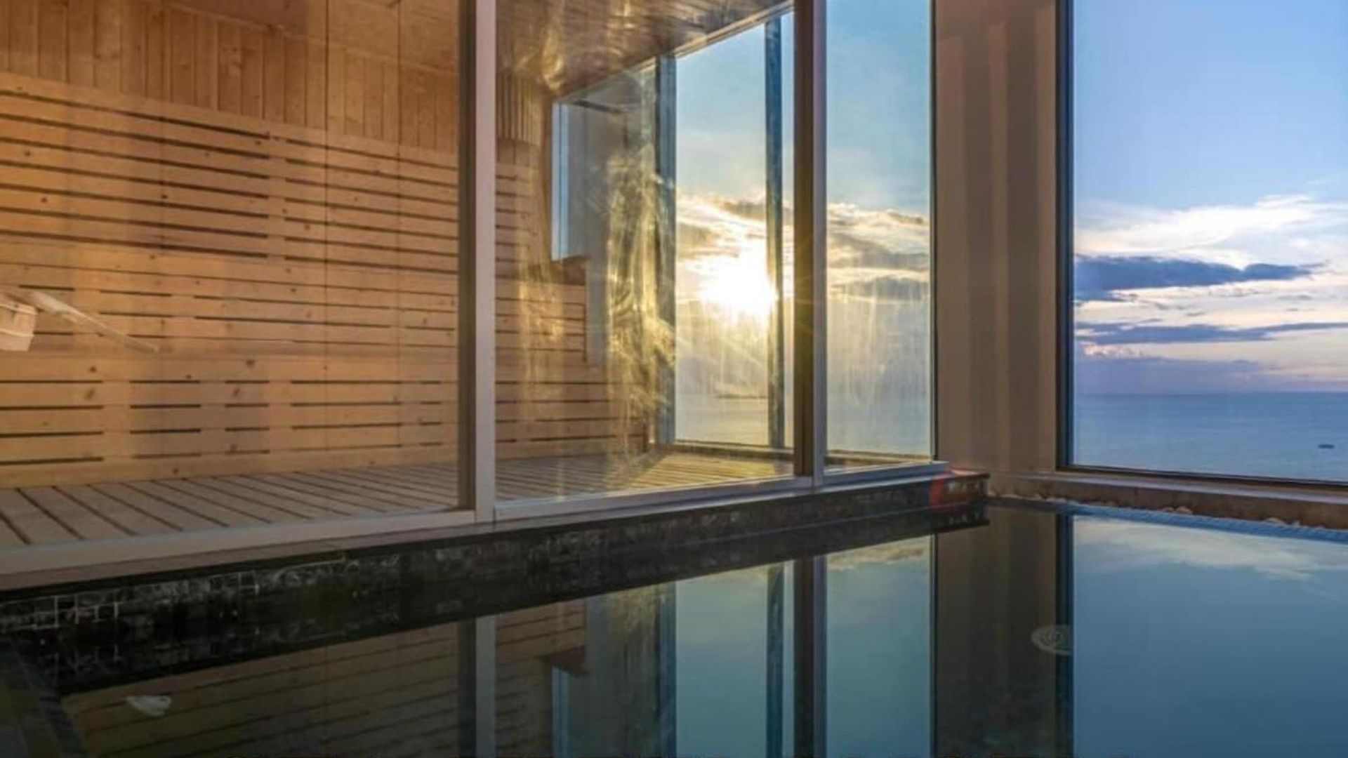 Apartment Sea View Luxury I Front I Amazing Place Pattaya
