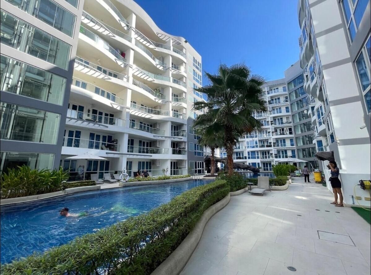 Vacation & & Grand Avenue Apartment *