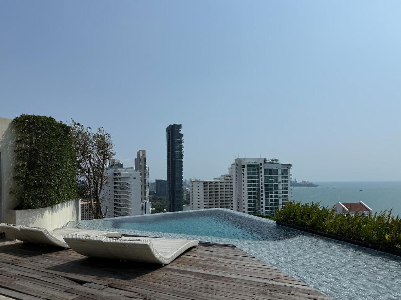 Apartment Cozy 2br L Sea View L Pool And Gym