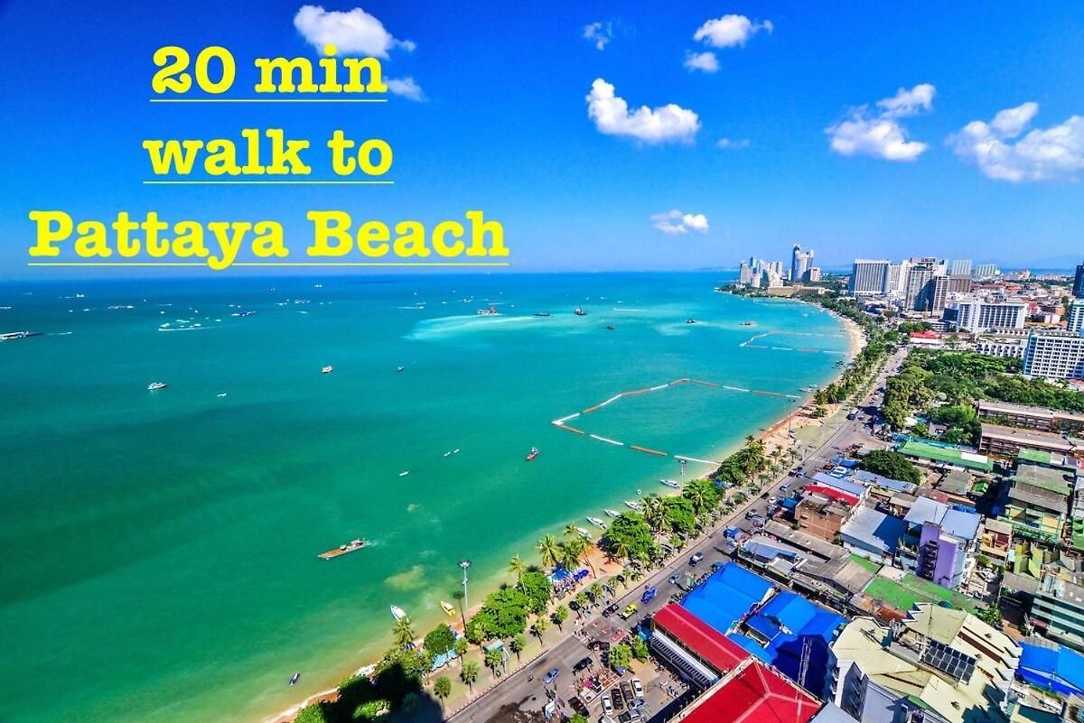 Apartment Luxury Balcony View With Open Sky And Greenery Pattaya