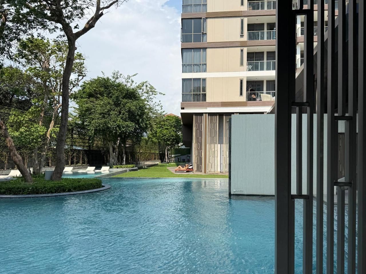 Apartment Cozy 2br L Sea View L Pool And Gym Pattaya