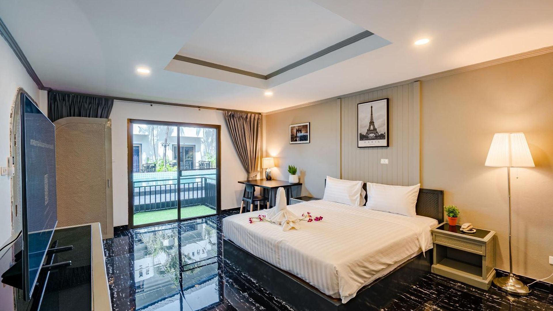 Del Max เดล แม็กซ์ พัทยา * Pattaya