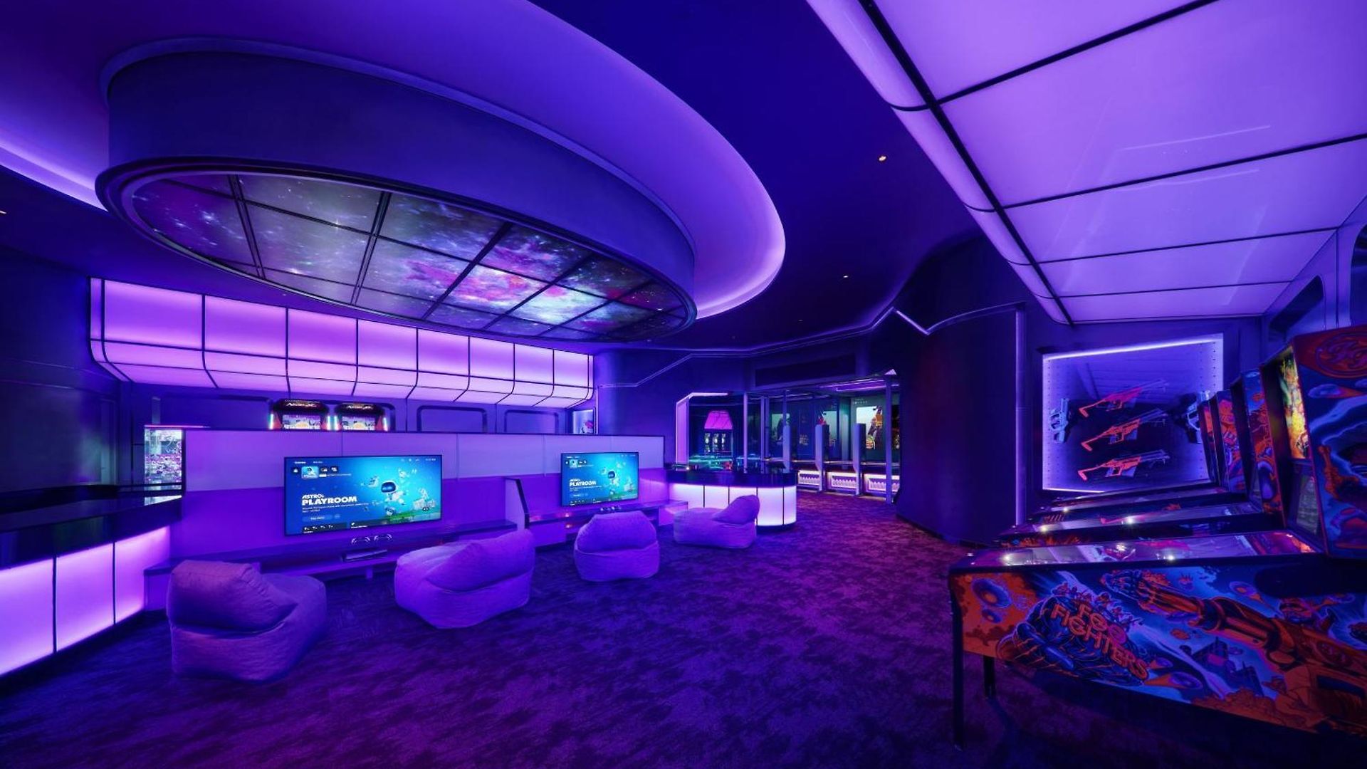 Grande Centre Point Voyage Hotel