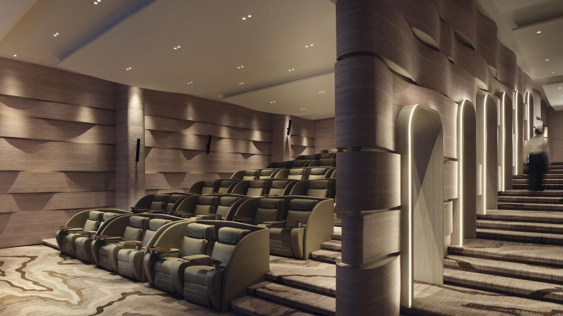 Grande Centre Point Voyage Hotel 5*