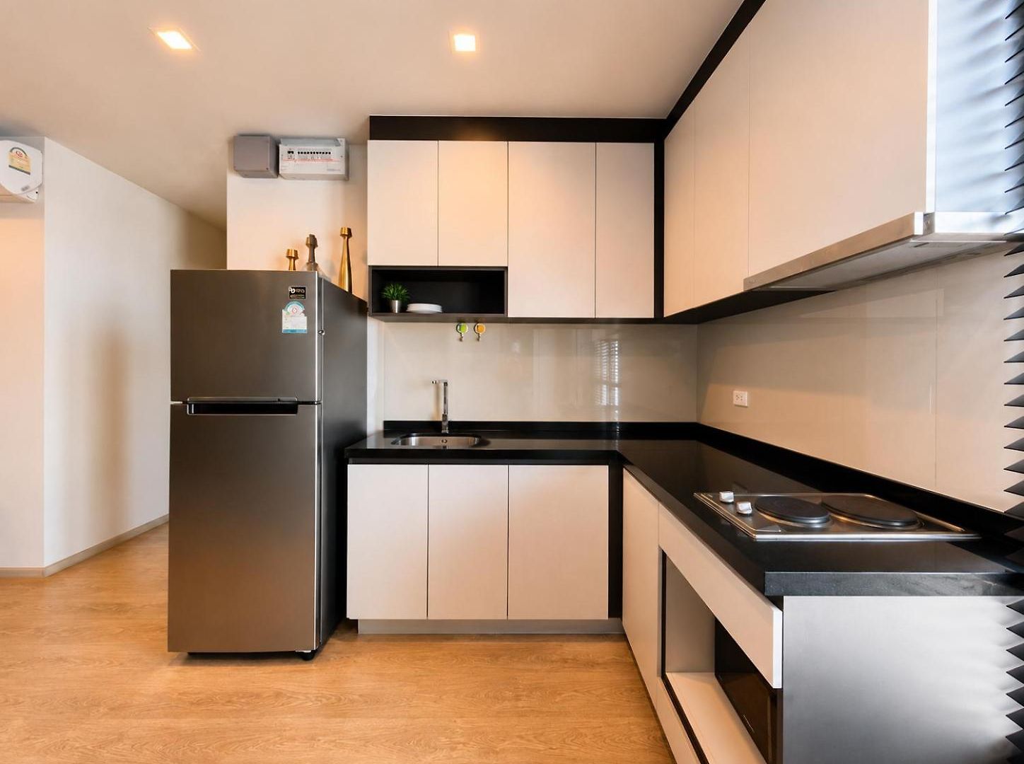 Luxury 70sqm 2br Next To And Mall Apartment