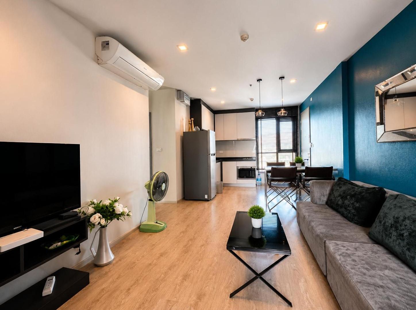 Luxury 70sqm 2br Next To And Mall Apartment Pattaya