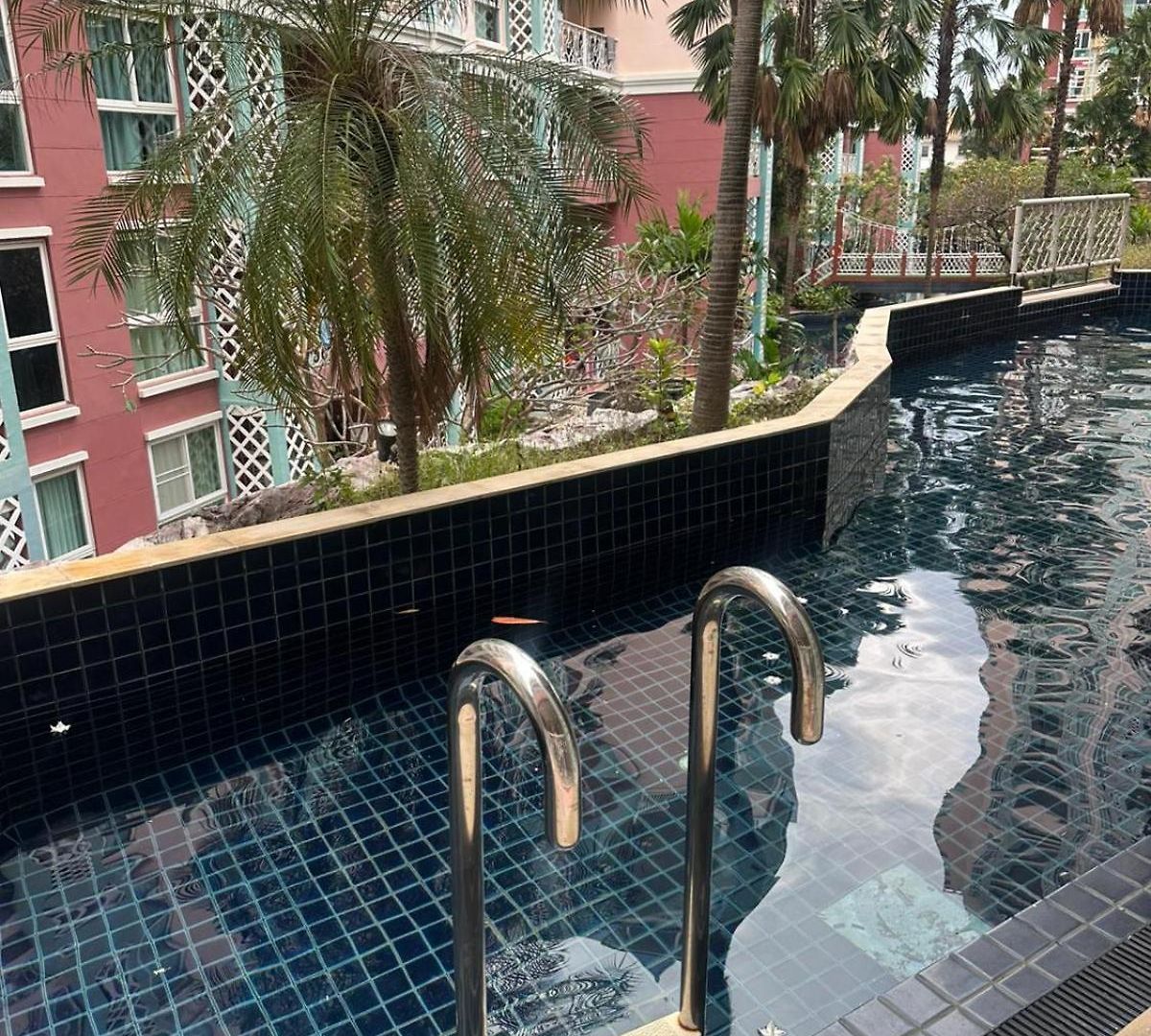Grande Carreabian Pool Wiew