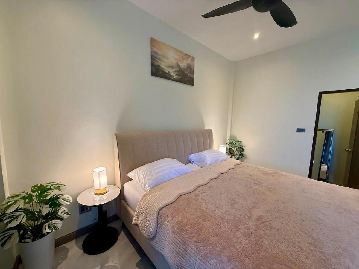 Moonlight Pratumnak Soi 6 Apartment *