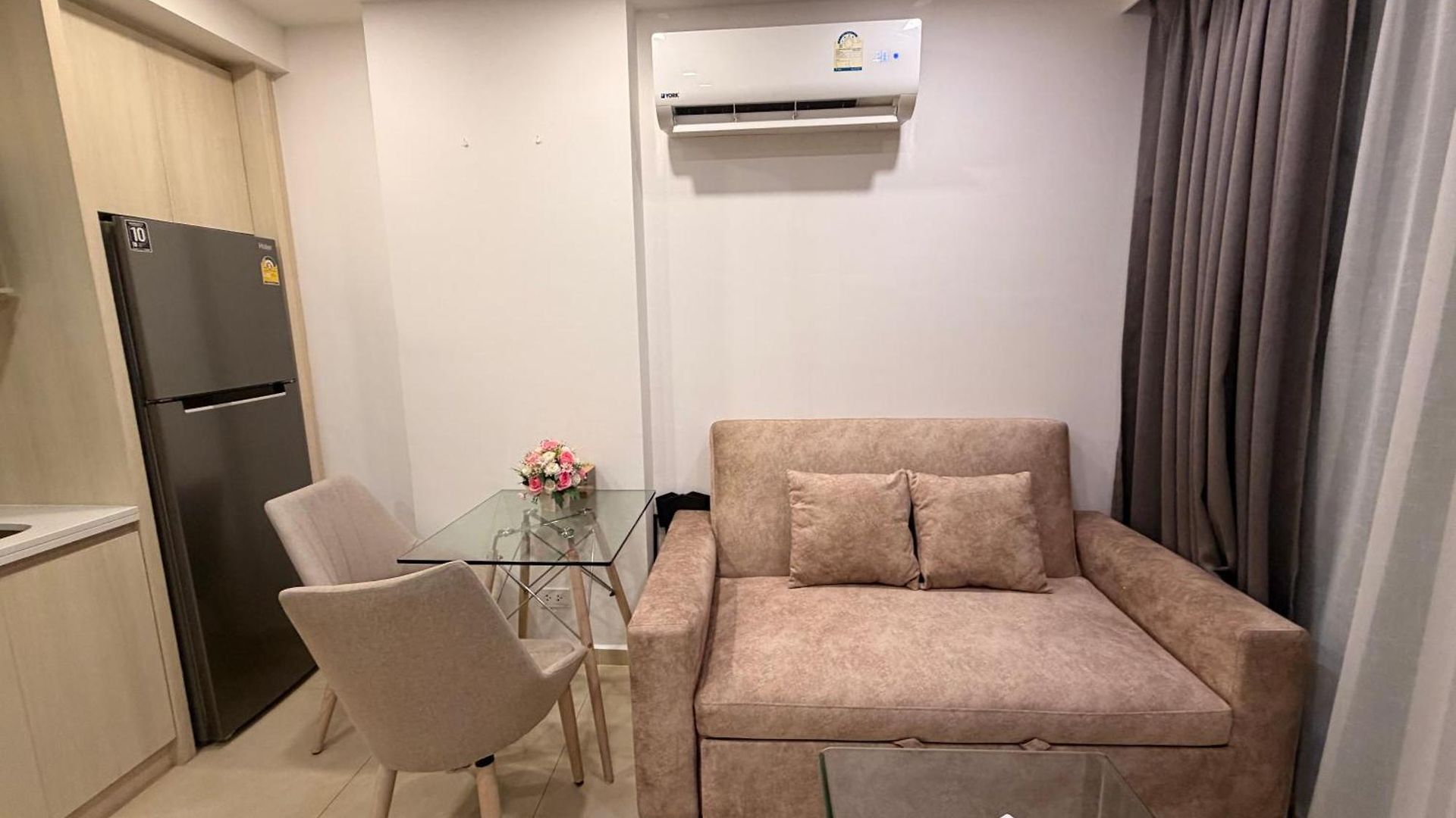 โอลิมปัส ซิตี้ การ์เด้น พัทยา 4f Apartment *
