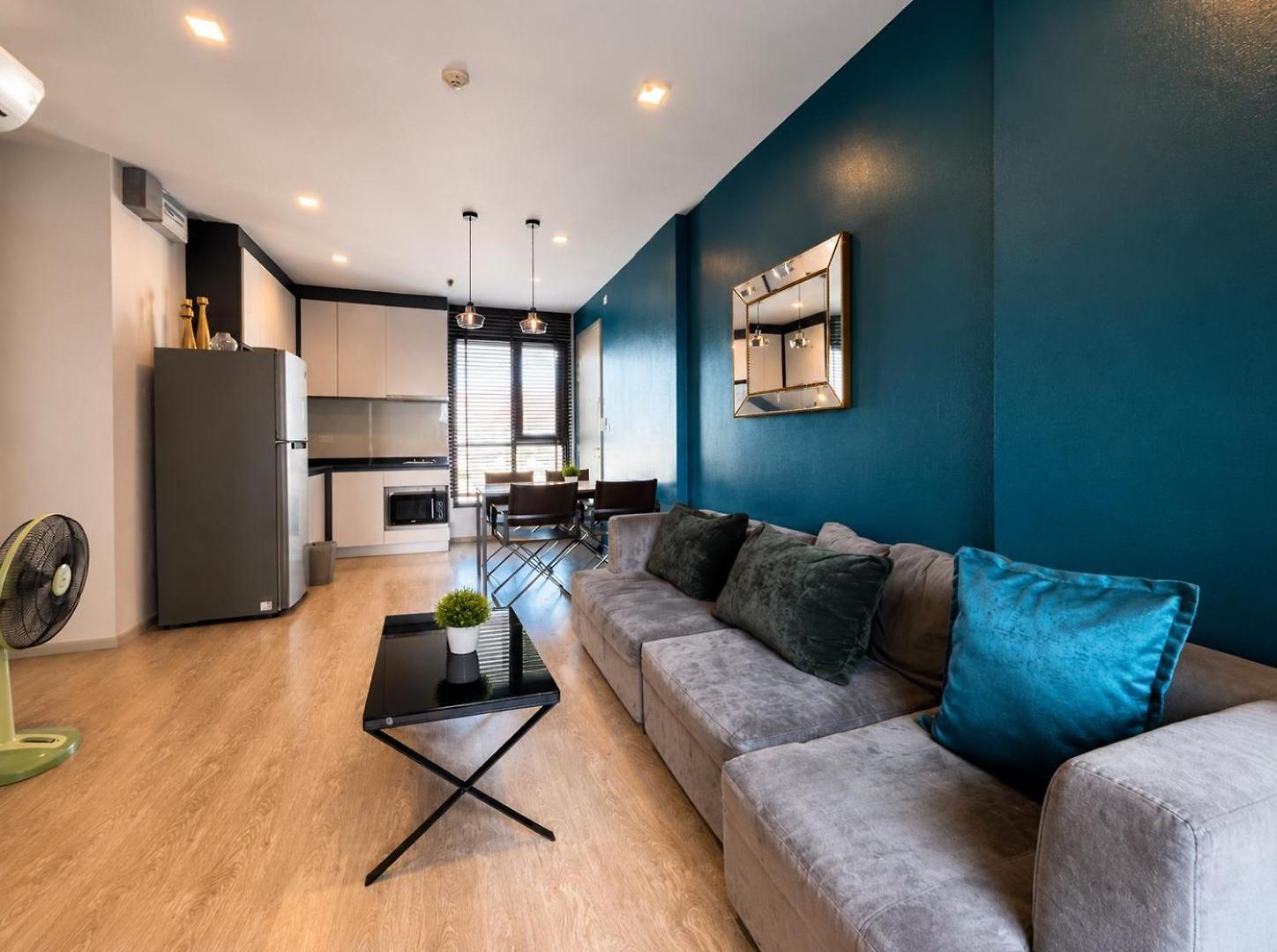 Apartment Luxury 70sqm 2br Next To And Mall
